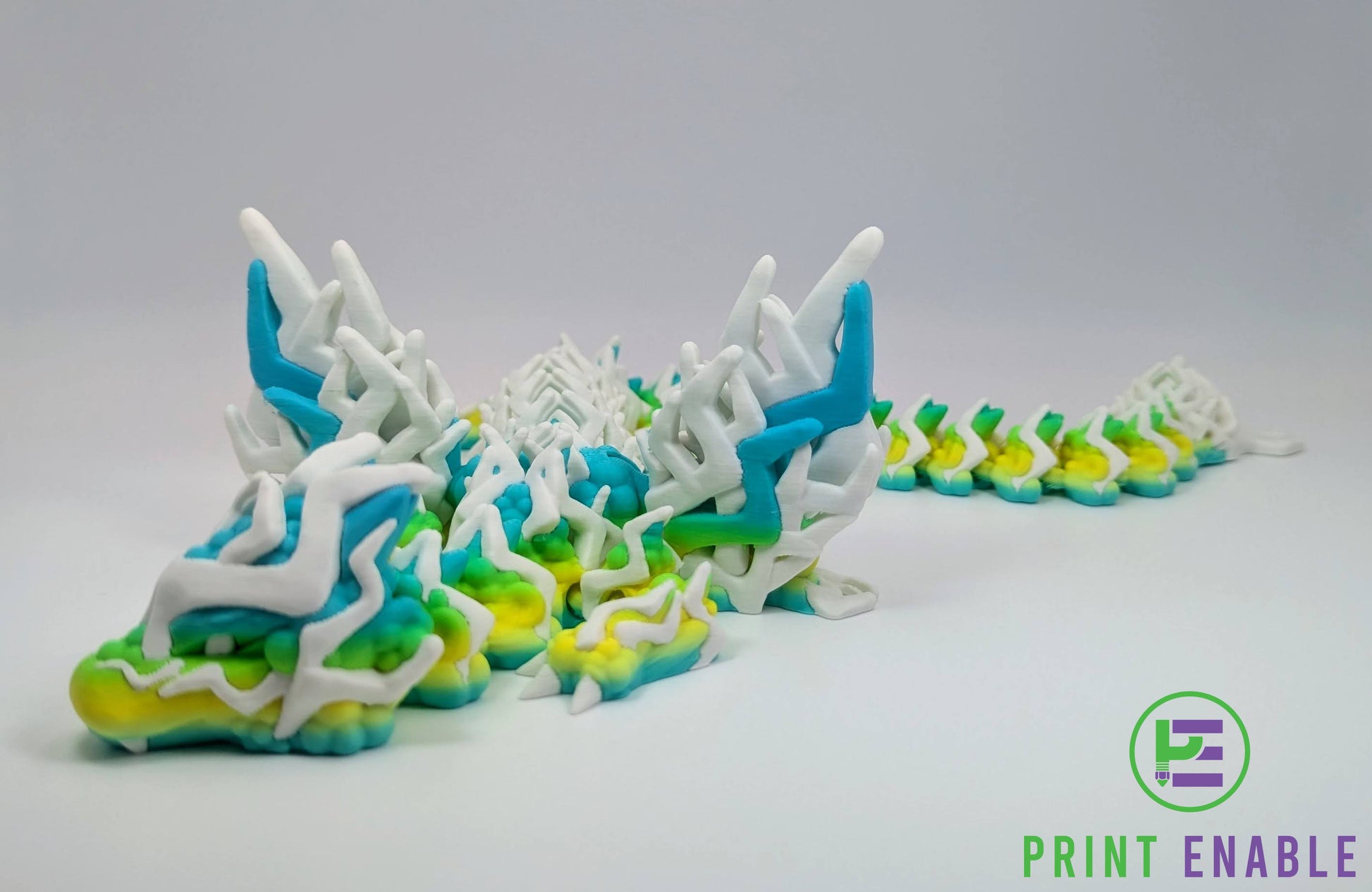 Articulated Storm Dragon featuring lightning-inspired details, layered scales and dramatic horn structures.